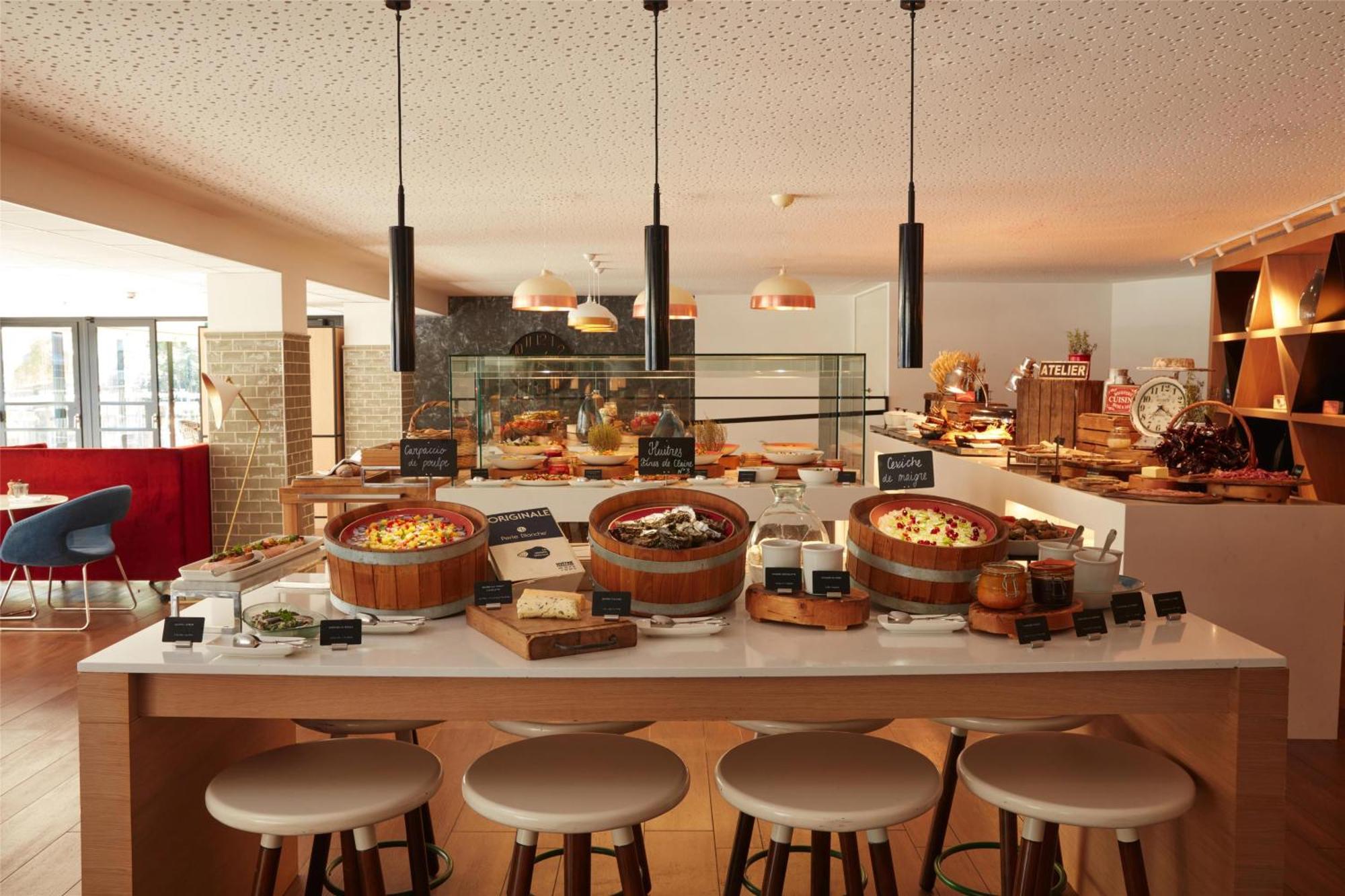 Hyatt Regency Paris Etoile Hotel Екстериор снимка